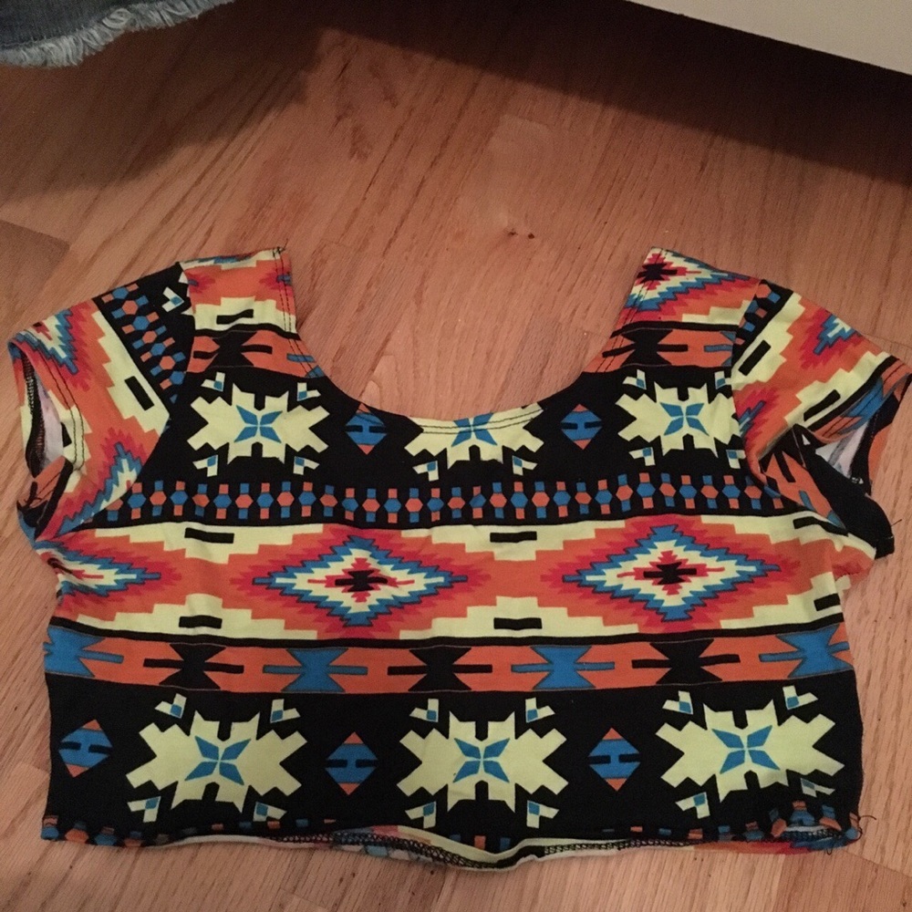Crop top